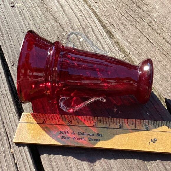 Red‎ Glass Vase with Clear Handles Elegant Home Decor Flower Vase - Picture 4 of 4